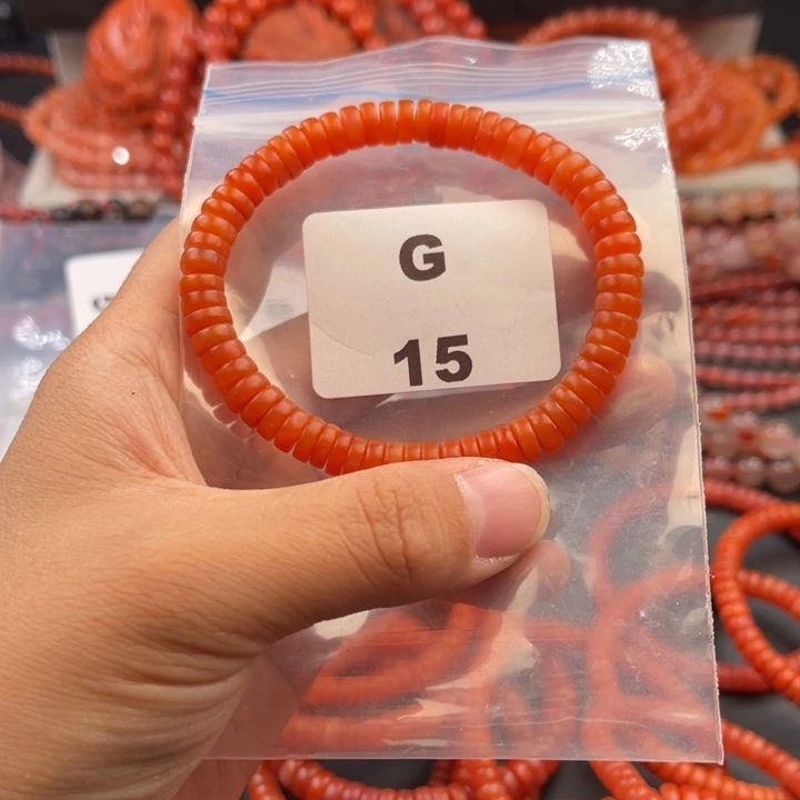 南红玛瑙未镶嵌多样性发货默认微瑕称重7mm