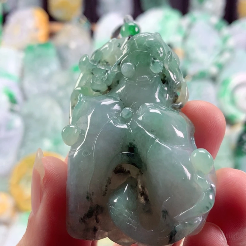 【闪购商品】翡翠吊坠(不含链)未镶嵌