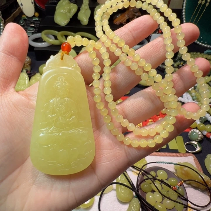 和田玉（黄玉）颈饰未镶嵌