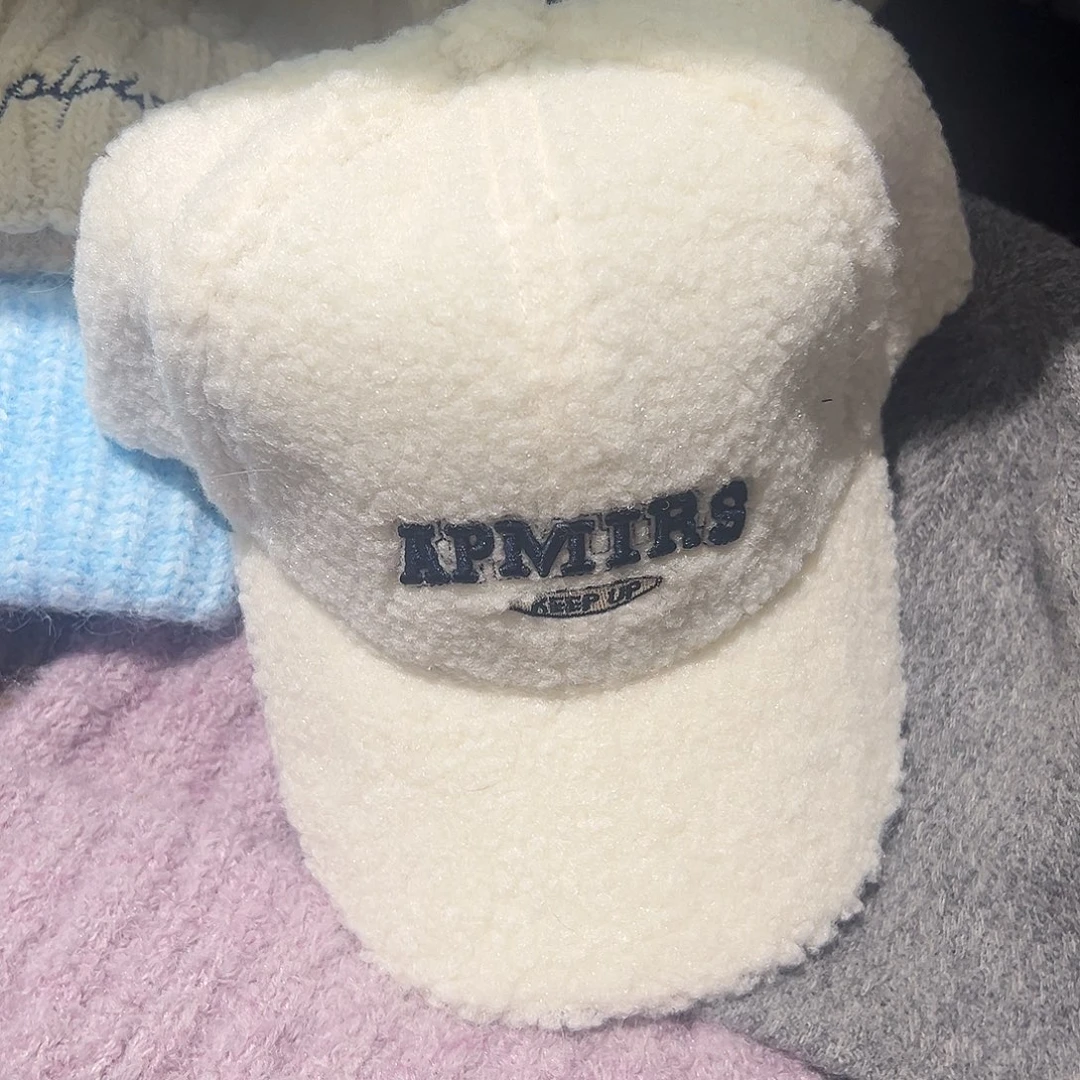 毛绒棉白色羊羔毛棒球帽