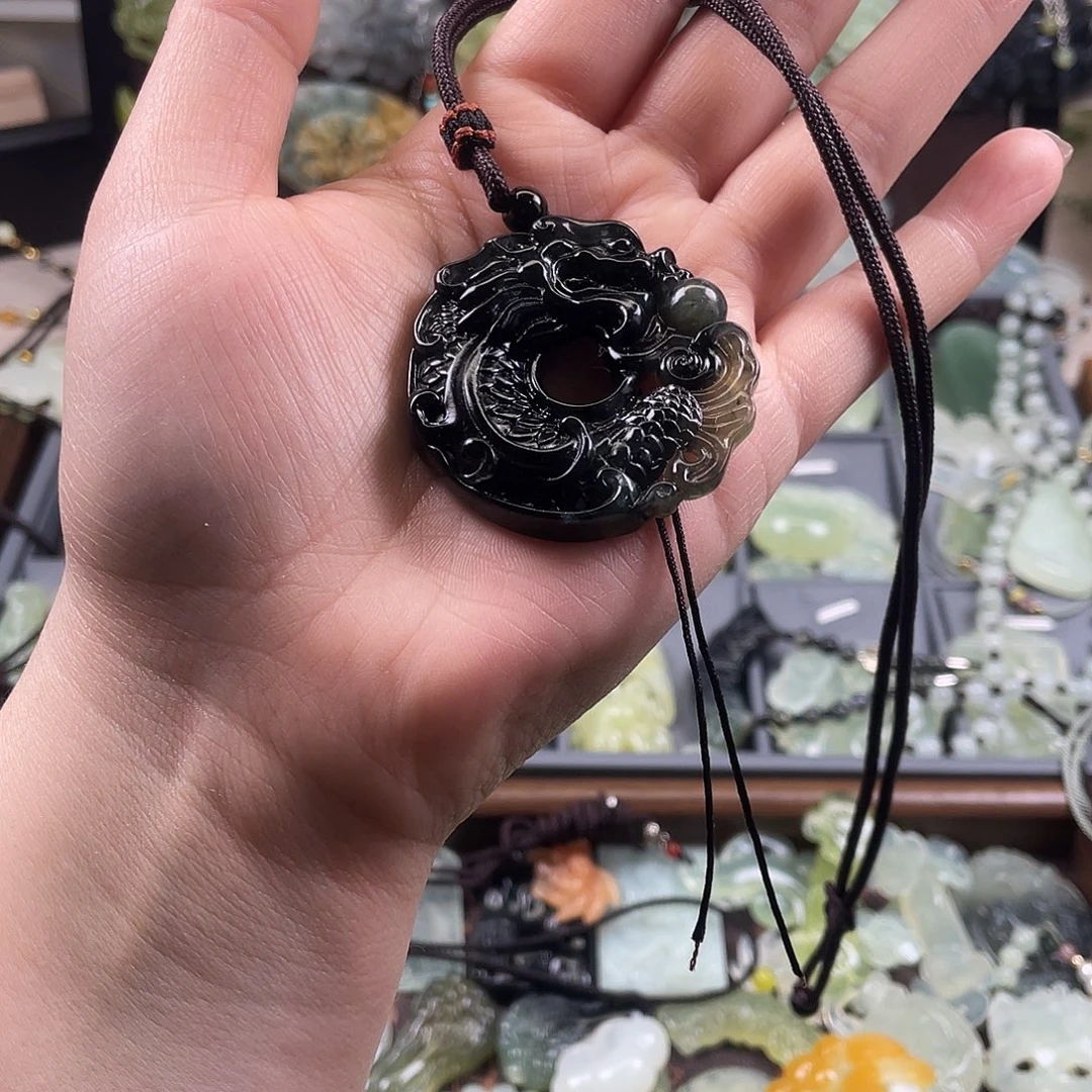 岫玉未镶嵌吊坠(赠链)