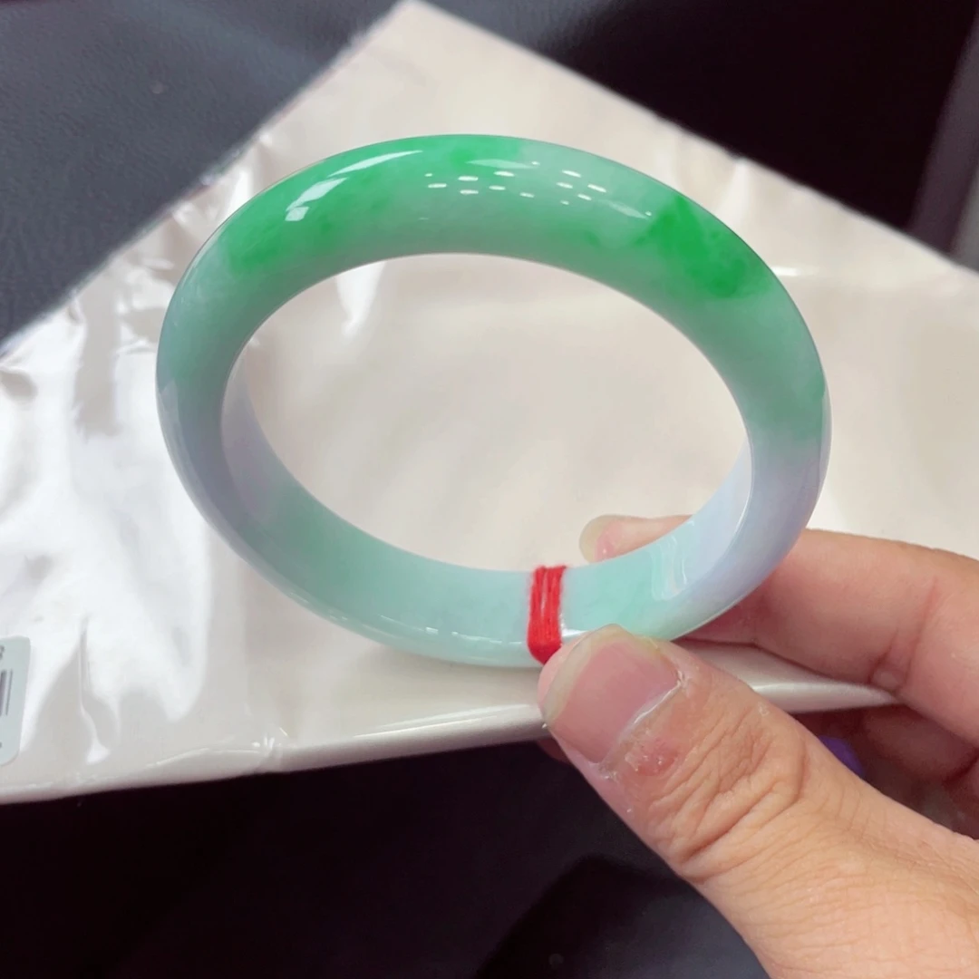 未镶嵌手镯翡翠翡翠