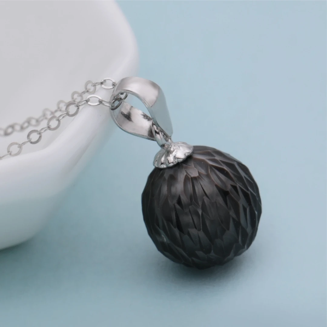 【源头】芈伽勒S925银瓜子扣海水黑珍珠龙鳞款吊坠 C765【不含证书】