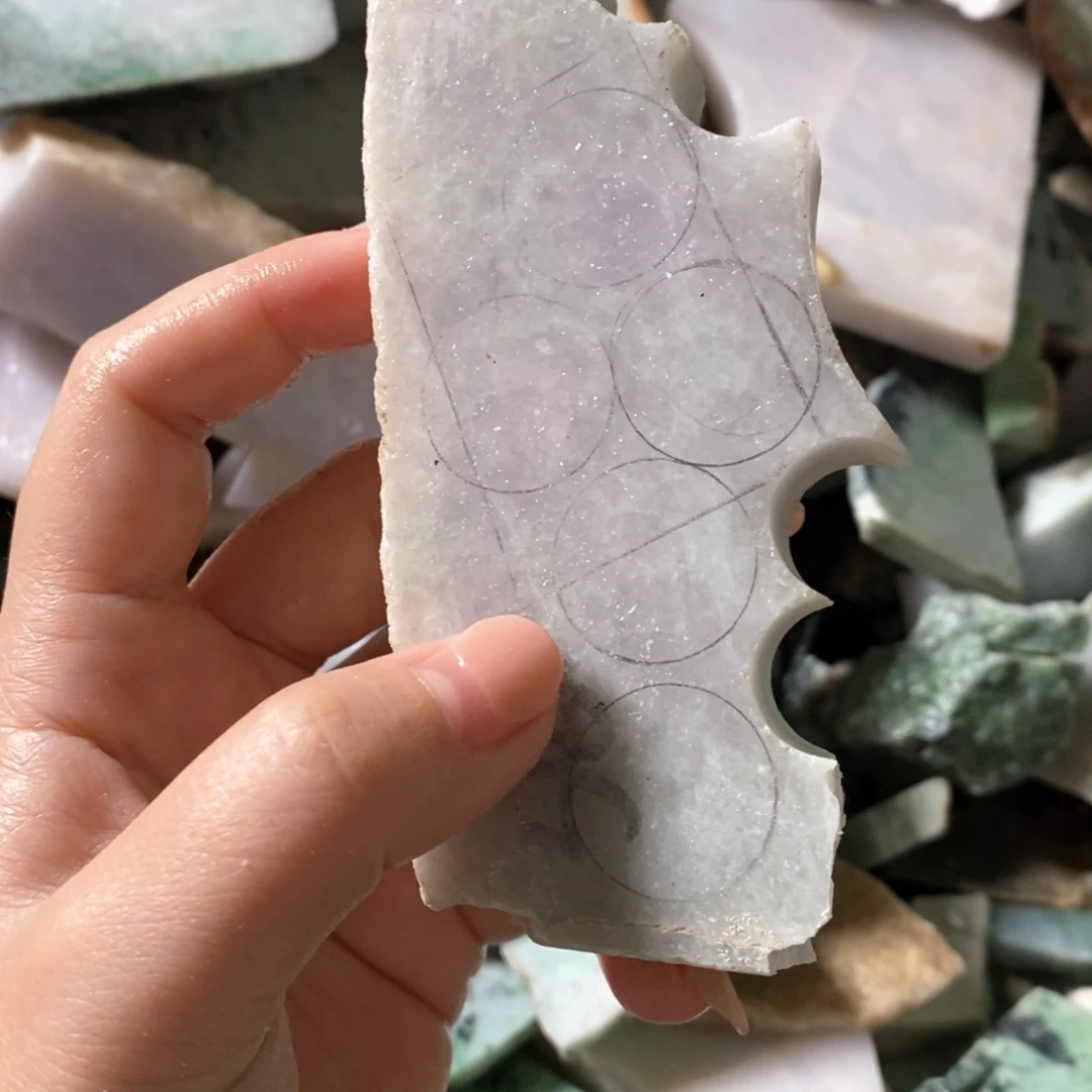 颈饰未镶嵌翡翠天然翡翠