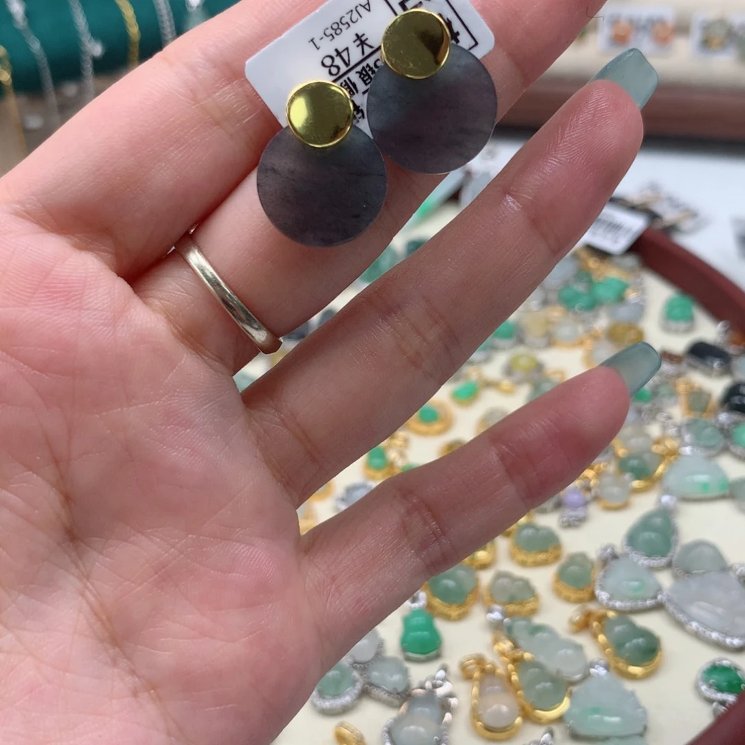 翡翠银S925镶嵌颈饰乌鸡耳钉