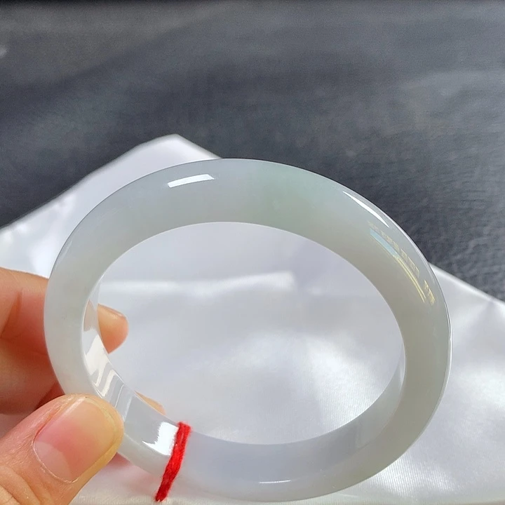 翡翠未镶嵌手镯58圈