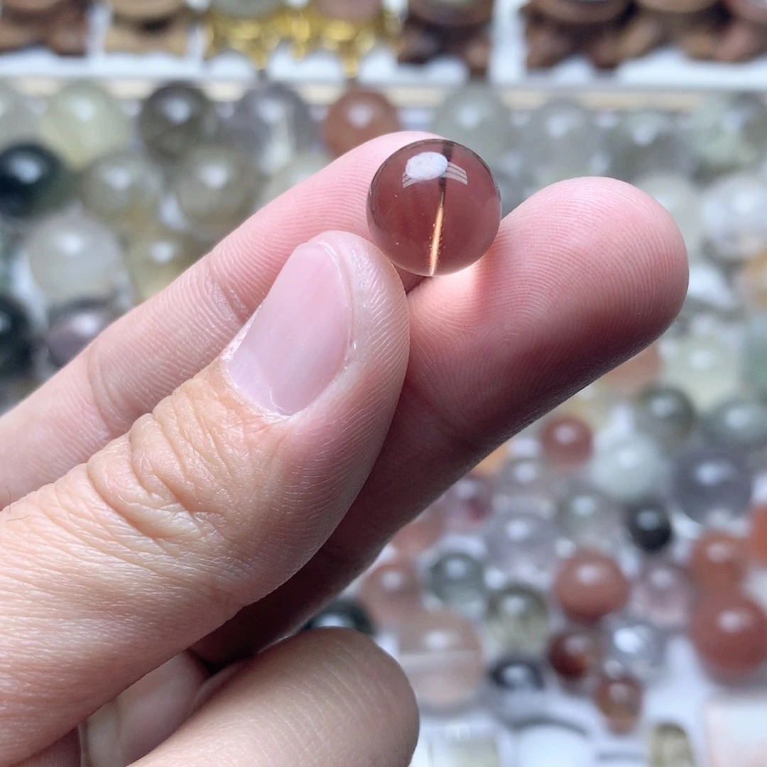 水晶珠宝半成品未镶嵌发晶球