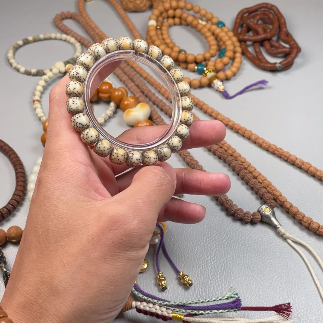 星月菩提吊坠。。。。。。。。。。。。。。