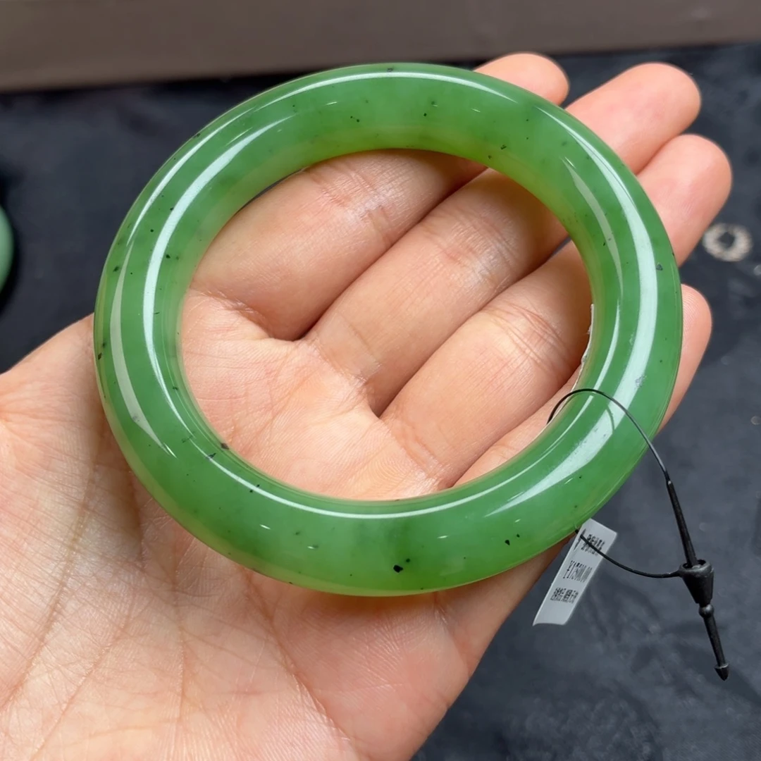 和田玉未镶嵌手镯猕猴桃苹果绿54圈