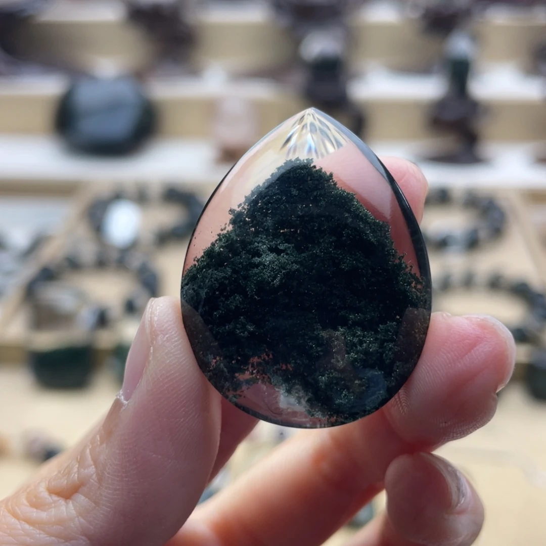 未镶嵌水晶颈饰绿幽灵吊坠