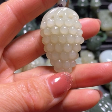 未镶嵌和田玉（糖玉）珠宝奇石