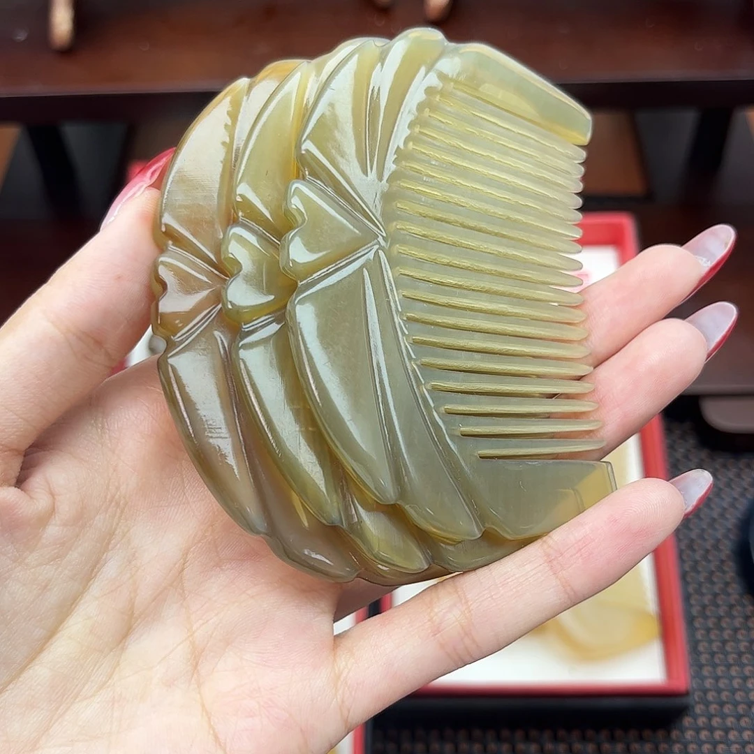 纯手工制作纯牛角梳子