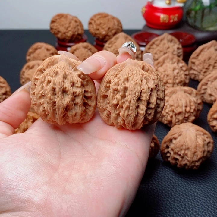 文玩核桃把件麦虎40，43.2克