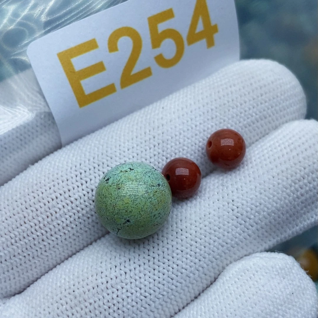 南红玛瑙未镶嵌珠宝奇石