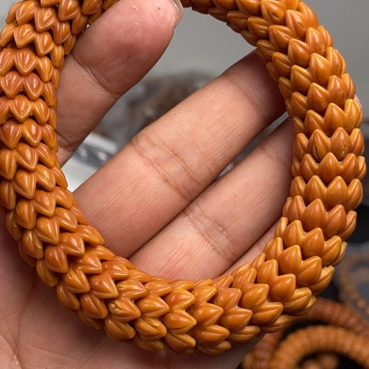 猴头核桃吊坠文玩手串