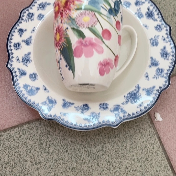 新骨瓷3个杯子1个草帽微瑕完美主义者慎拍