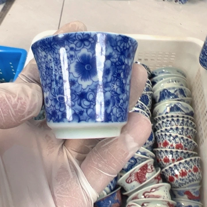 瓷片白青花万花马蹄客杯全品