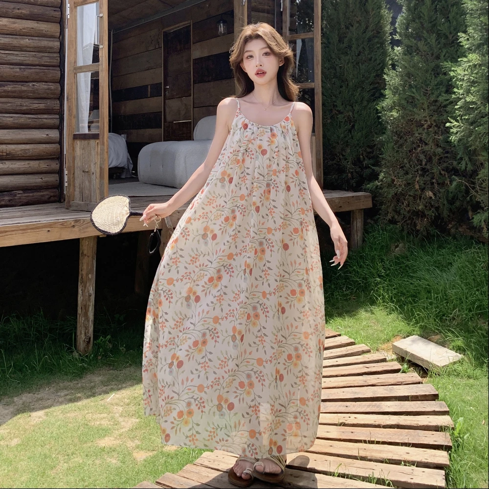 2025夏款新款法式高级感度假吊带裙显瘦绝美温柔风甜美碎花连衣裙