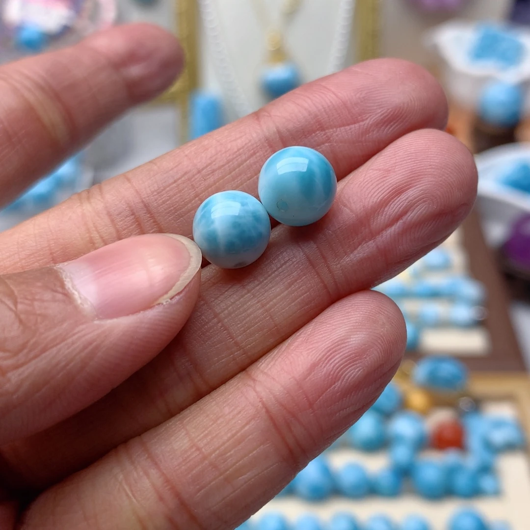 针钠钙石未镶嵌手饰