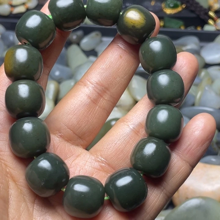 1***8和田玉未镶嵌珠宝奇石