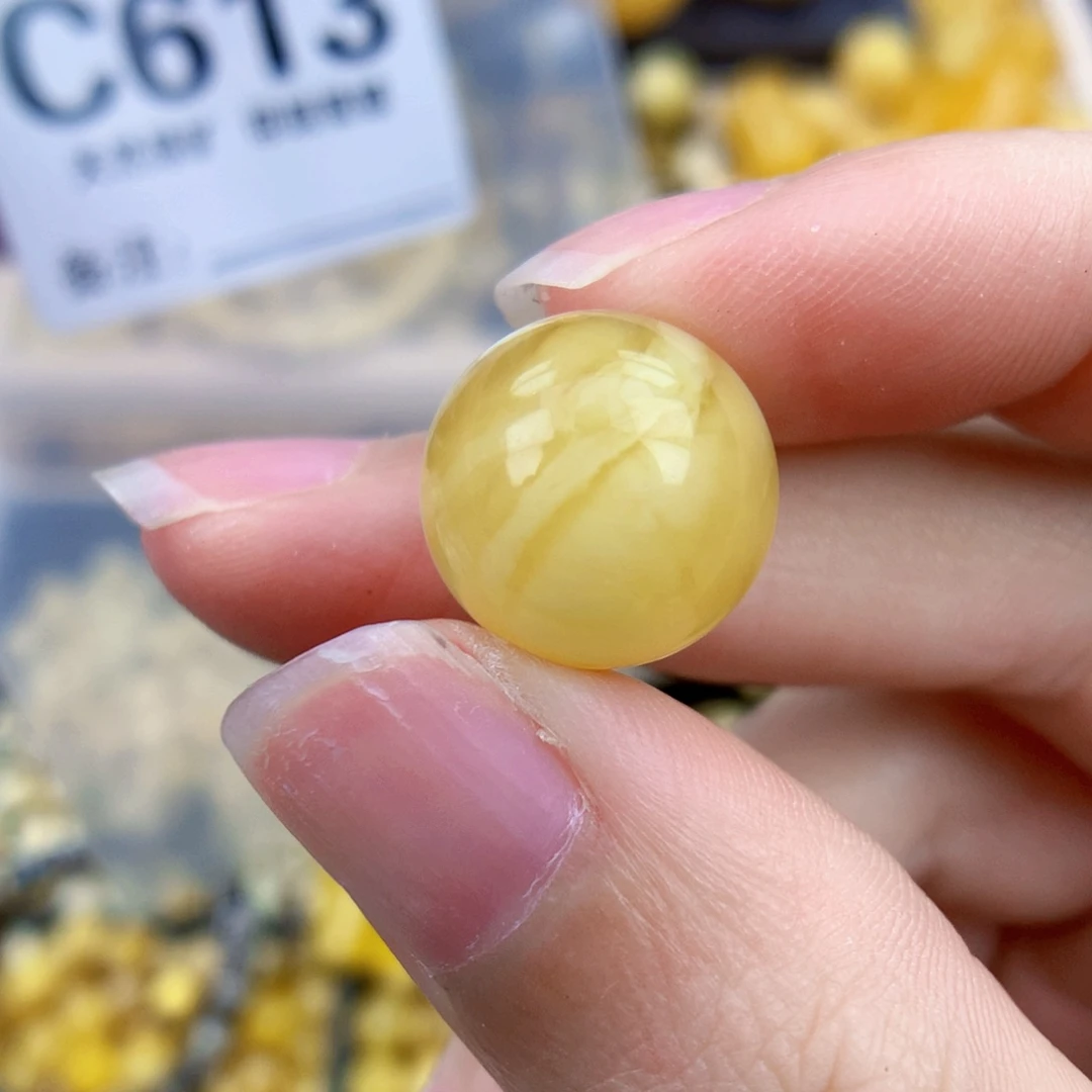 未镶嵌琥珀珠宝奇石14