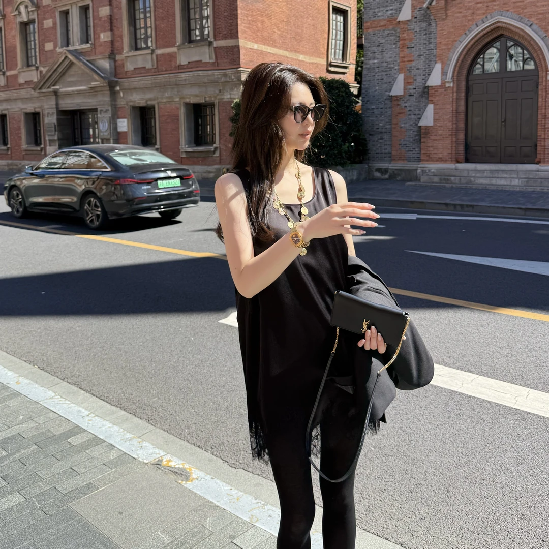 王嬛嬛MsLime25年新款【玄线】三醋酯纤维黑白背心 HD2C0603