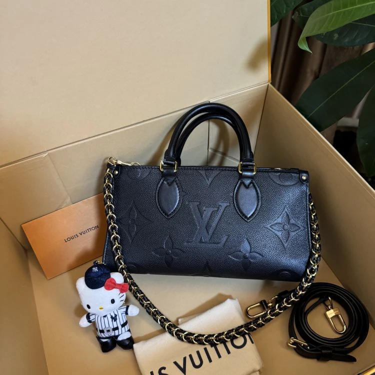 99新/路易威登/单肩包/C8858153402/[251230SSS]