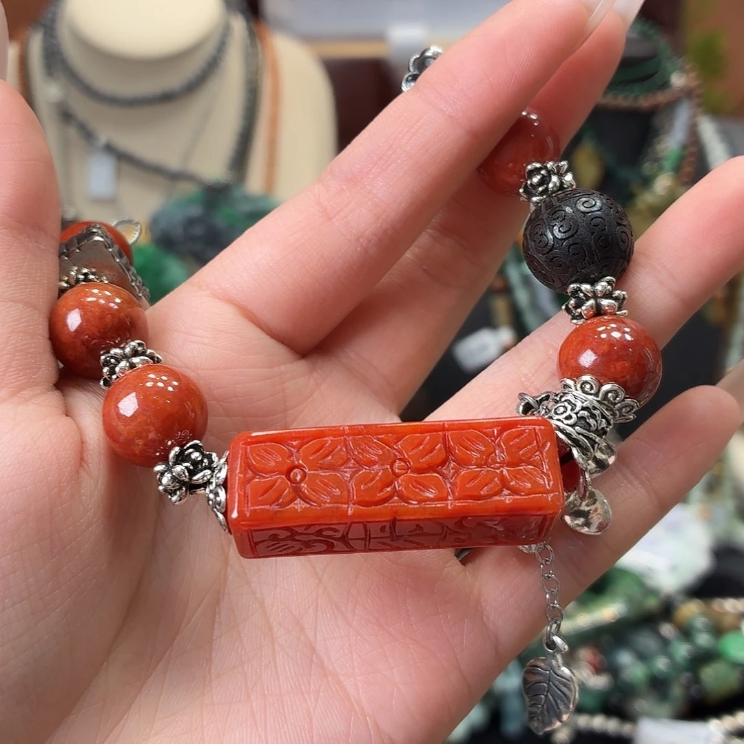 翡翠未镶嵌耳饰手串