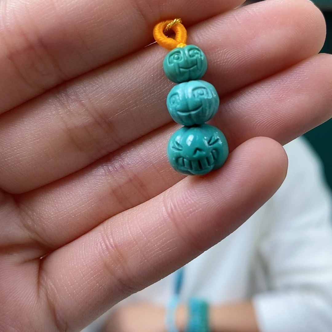 绿松石未镶嵌挂件