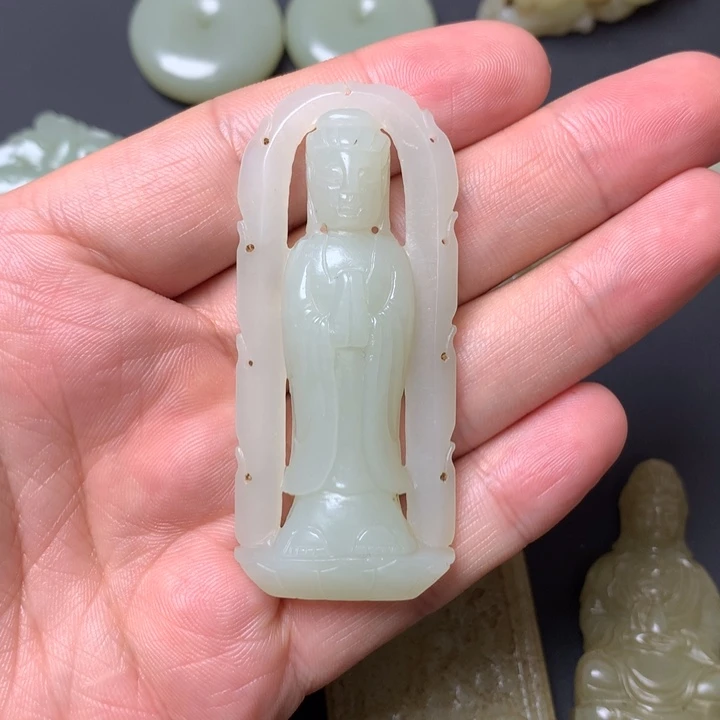 和田玉未镶嵌颈饰