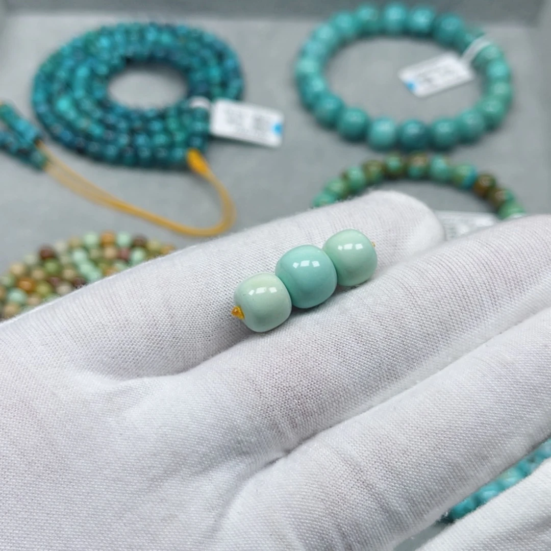 绿松石未镶嵌挂件