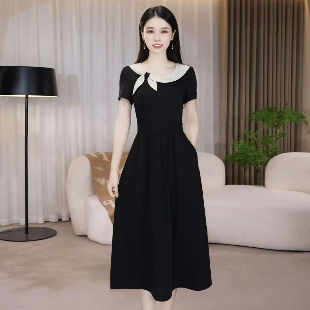 【连衣裙】2025夏季新款显瘦气质小黑裙法式收腰赫本风连衣裙