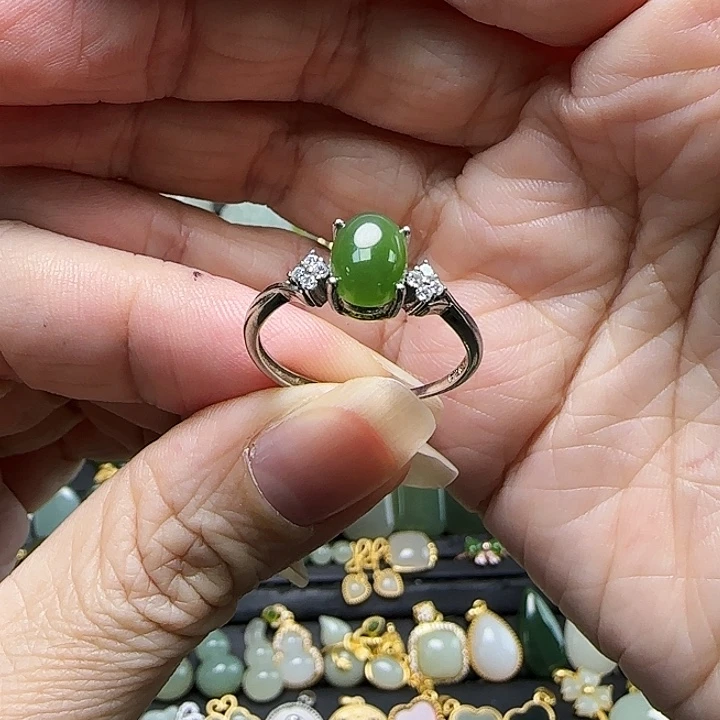 教****和田玉银S925镶嵌戒指