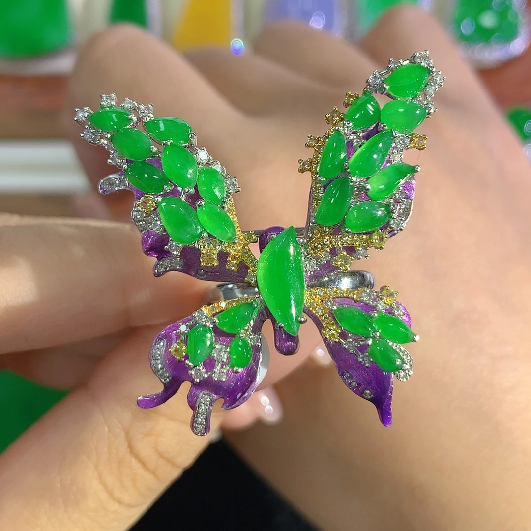 翡翠18K金镶嵌戒指蝴蝶