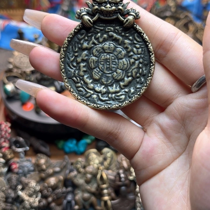 泥塑12 号闪价漏价一件