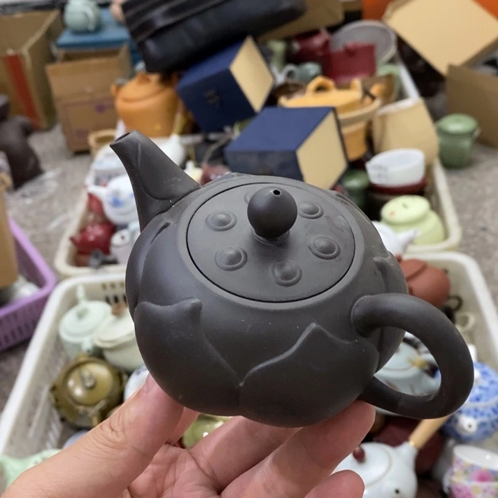 陶瓷艺术品及陶瓷壶壶