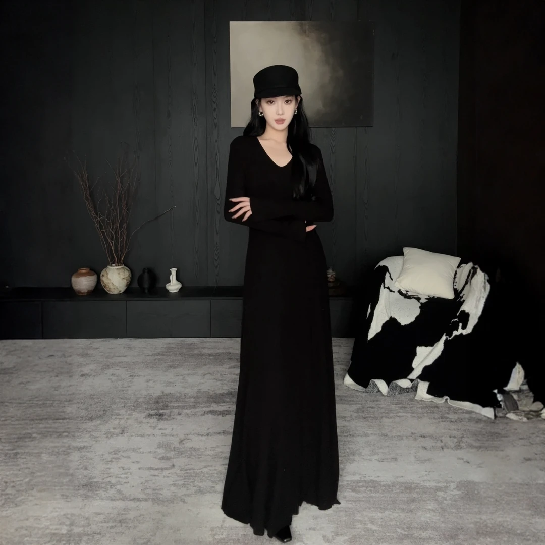 有洧Youwei【珍珠少女】长袖女新款秋高级感内搭针织连衣裙25SS0524