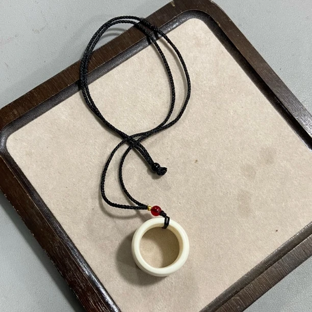 B787驼骨 素跑环脖挂手串