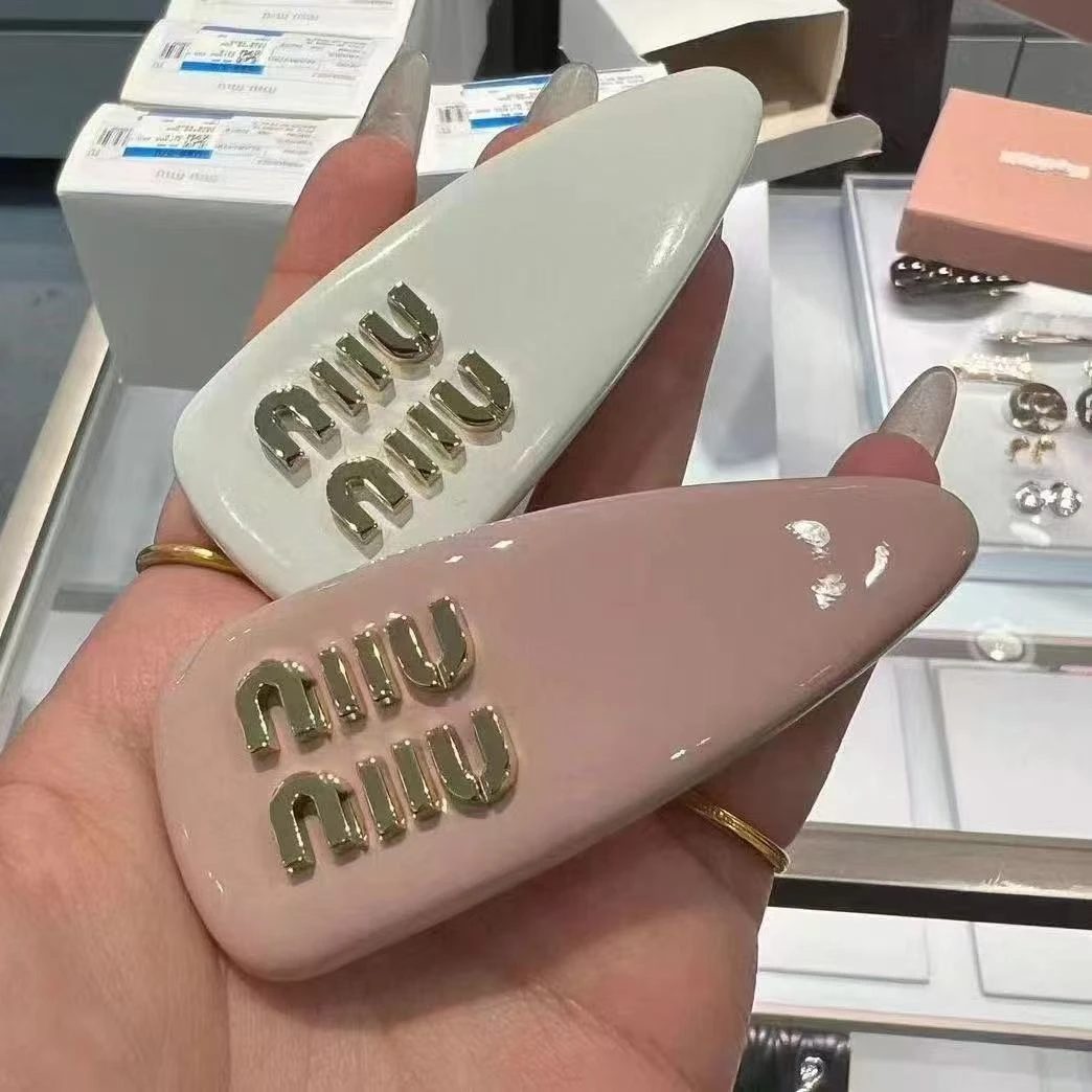 妹妹漆皮发夹高级时尚百搭眼镜
