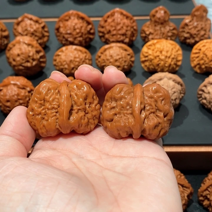 文玩核桃吊坠爱****y蛤蟆