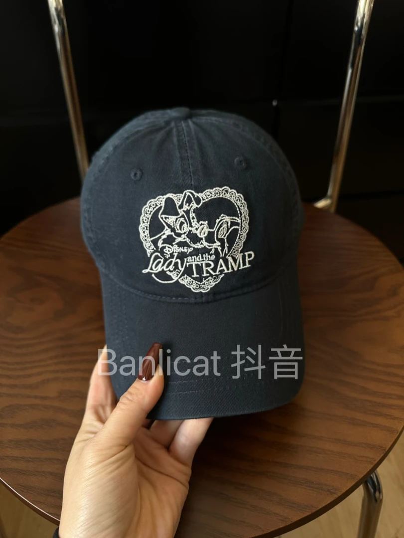 2025新品 韩系显白藏青色刺绣爱心小狗棒球帽子男女情侣款显脸小