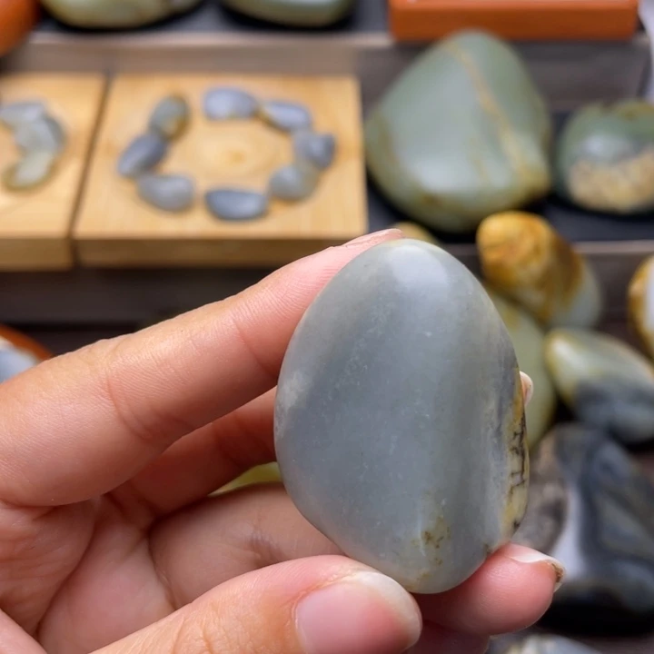 魅***陈和田玉未镶嵌颈饰15