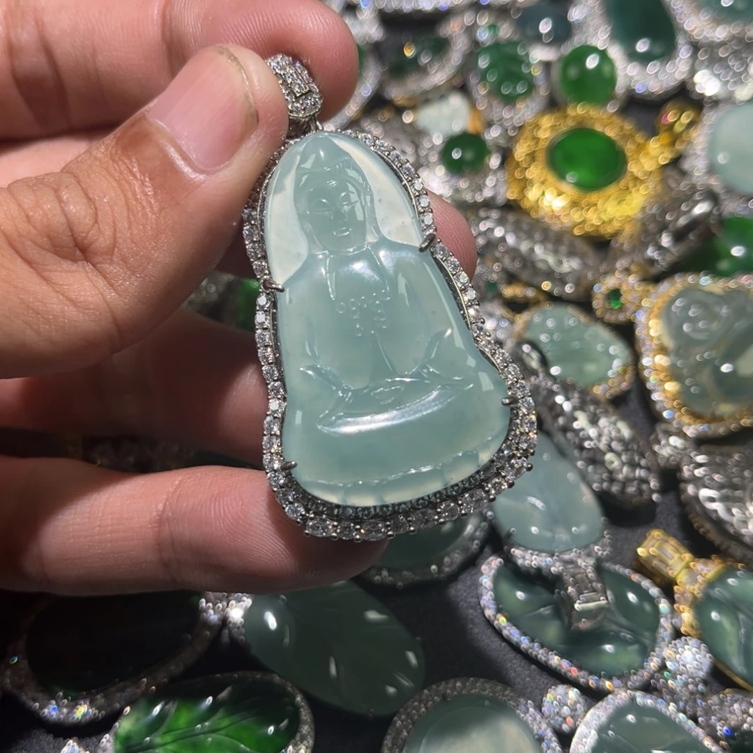 翡翠未镶嵌吊坠(不含链)