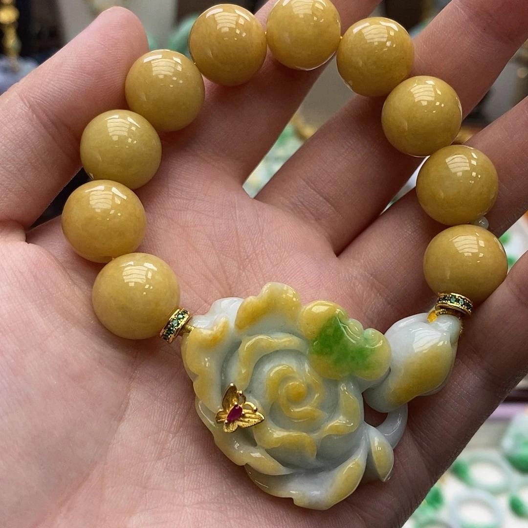 翡翠未镶嵌颈饰手链