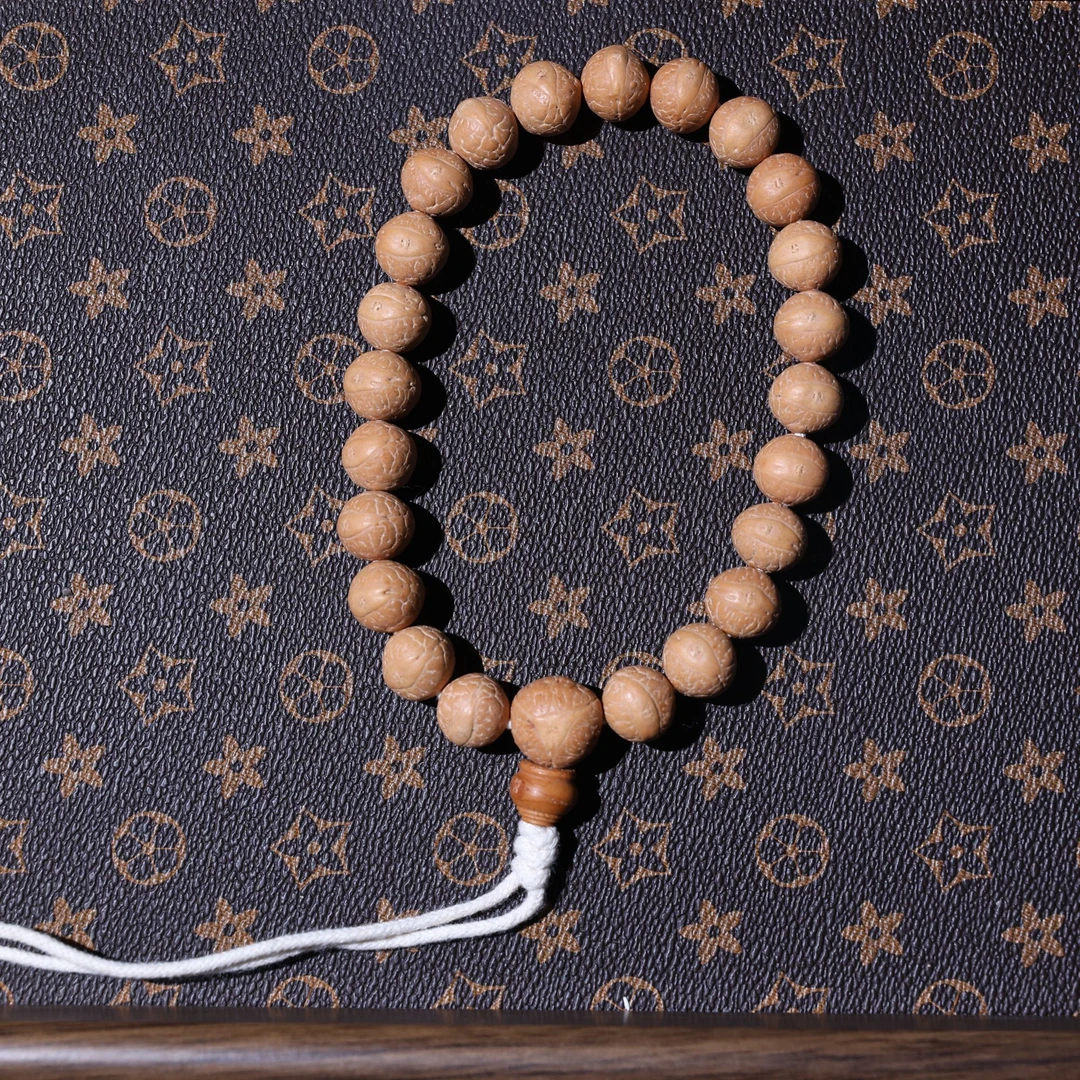 【0028】凤眼手持红皮11.5mm左右