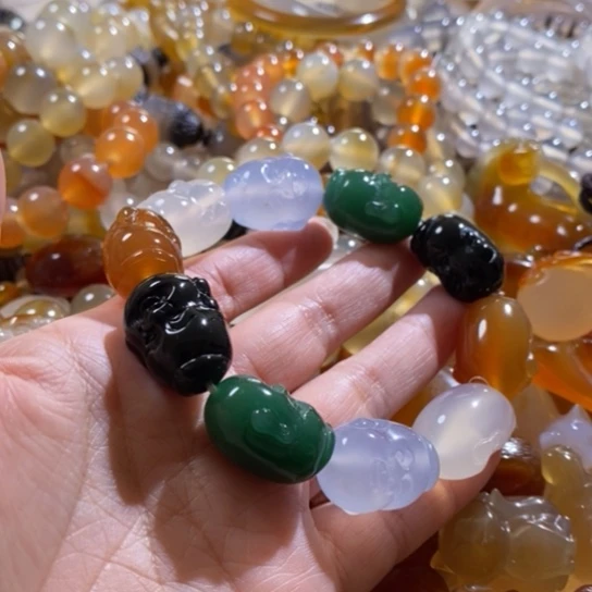 玛瑙/玉髓玛瑙手串未镶嵌