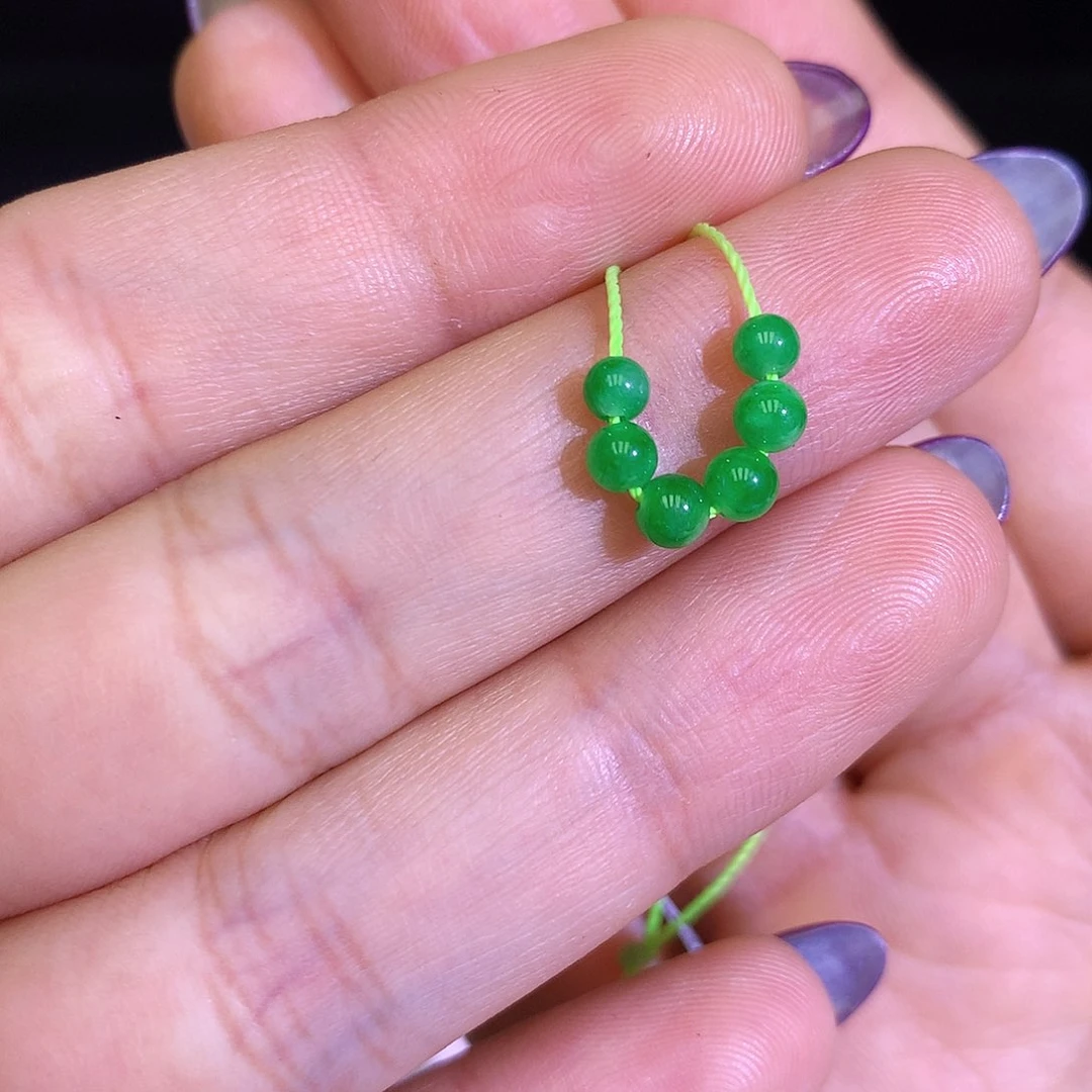 散珠翡翠天然缅甸翡翠小米珠卡3.6六颗