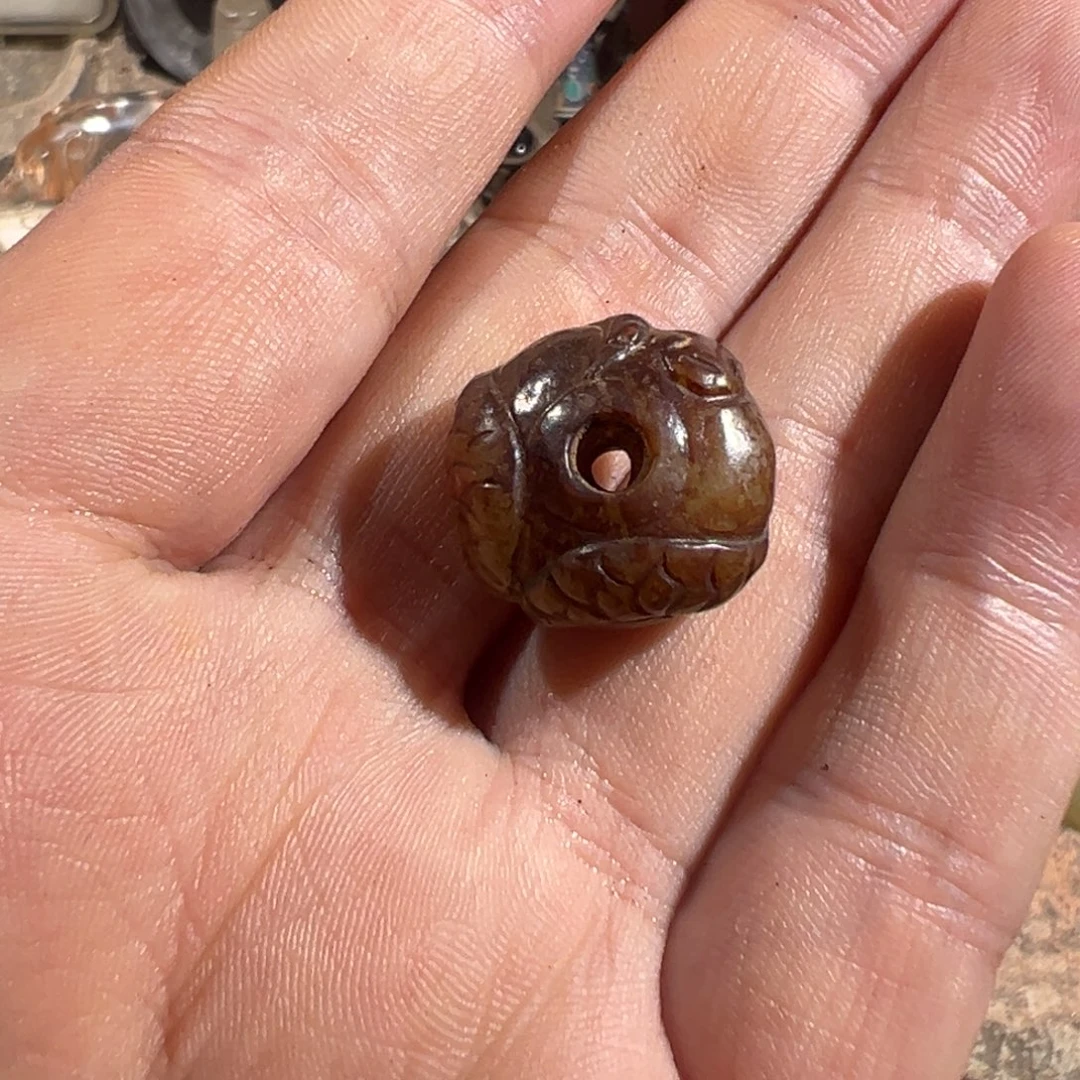 火****颈饰未镶嵌和田玉