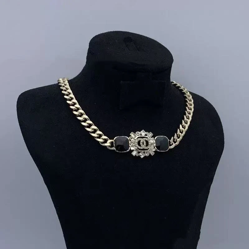 钛钢项链 项链小香风百搭锁骨链字母毛衣链女