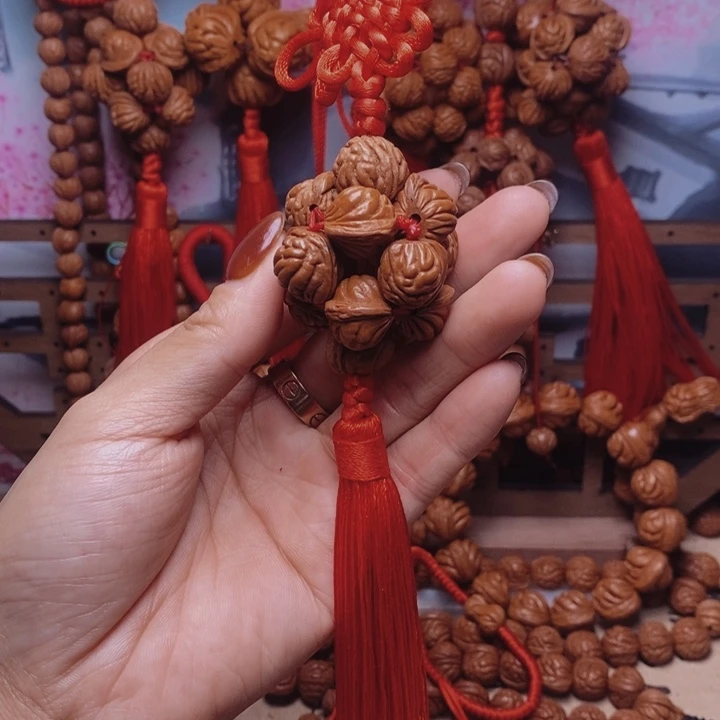 桃核吊坠龙纹桃枭